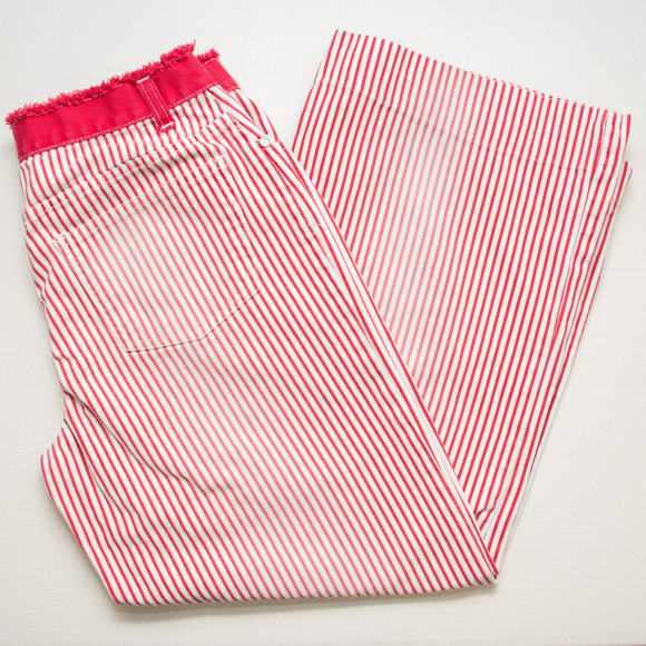 No Boundaries Red Pin Stripe Wide Leg Crop Pants - Picture 5 of 7